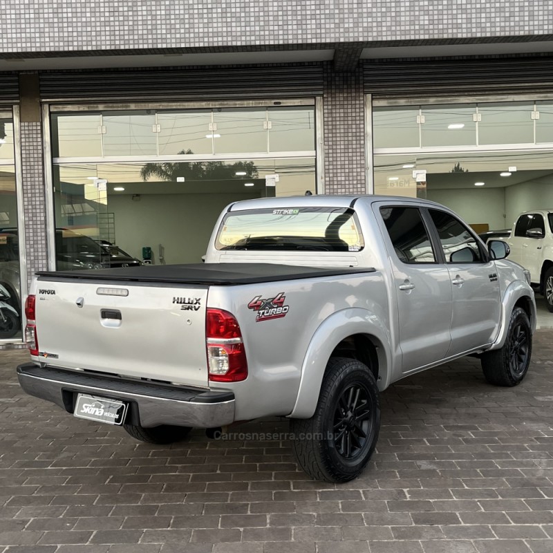 HILUX 3.0 SRV TOP 4X4 CD 16V TURBO INTERCOOLER DIESEL 4P AUTOMÁTICO - 2012 - VACARIA