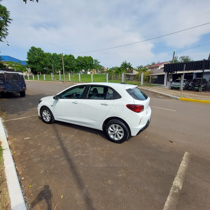 ONIX 1.0 LTZ 12V TURBO FLEX 4P AUTOMÁTICO - 2020 - BOM PRINCíPIO