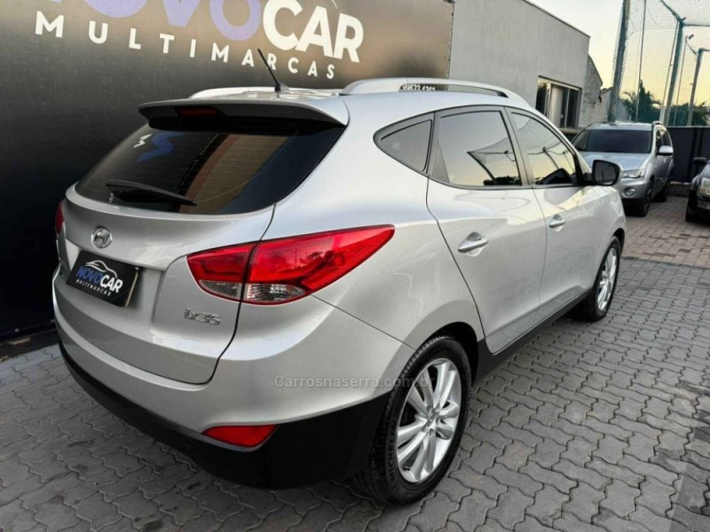 IX35 2.0 MPI 4X2 16V GASOLINA 4P MANUAL - 2011 - ESTâNCIA VELHA