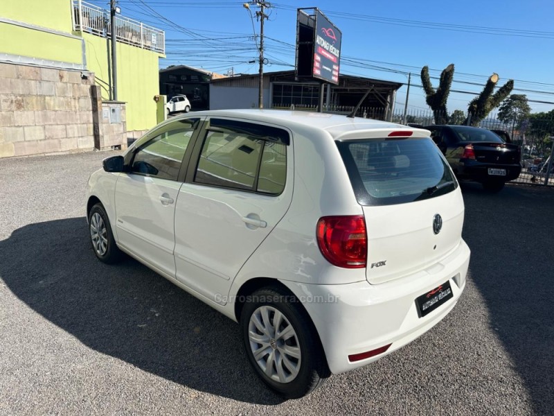 FOX 1.0 MI 8V FLEX 4P MANUAL - 2013 - CAXIAS DO SUL