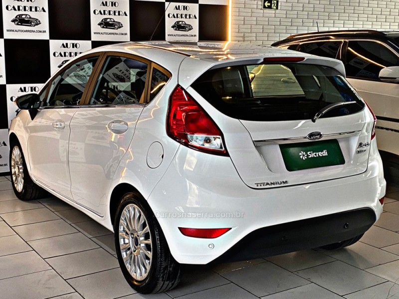 FIESTA 1.0 ECOBOOST TITANIUM PLUS HATCH 12V GASOLINA 4P AUTOMÁTICO - 2017 - NOVO HAMBURGO