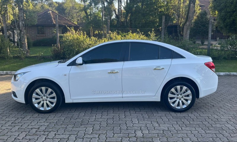 CRUZE 1.8 LTZ 16V FLEX 4P AUTOMÁTICO - 2014 - CANELA