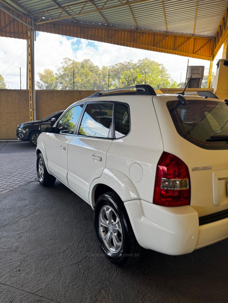 TUCSON 2.0 MPFI GLS 16V 143CV 2WD FLEX 4P AUTOMÁTICO - 2016 - CAXIAS DO SUL