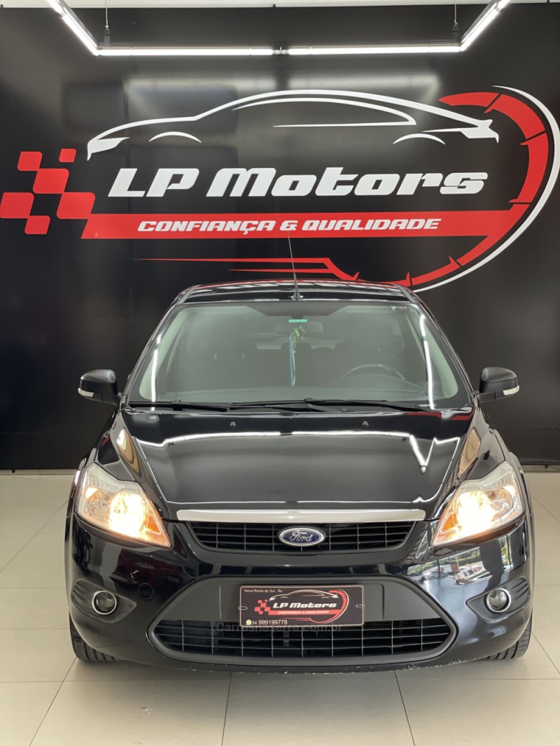 FOCUS 1.6 GL 8V GASOLINA 4P MANUAL - 2011 - FARROUPILHA