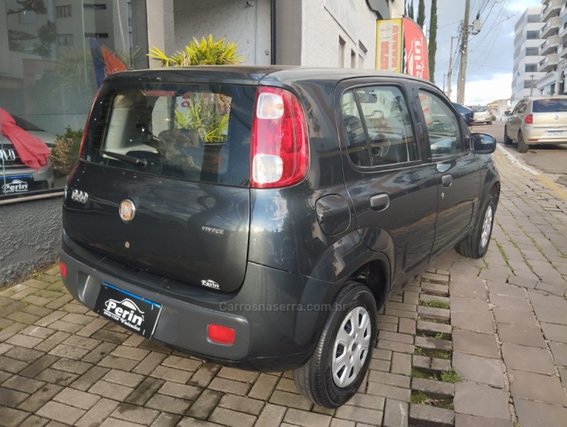 UNO 1.0 EVO VIVACE 8V FLEX 4P MANUAL - 2013 - MARAU