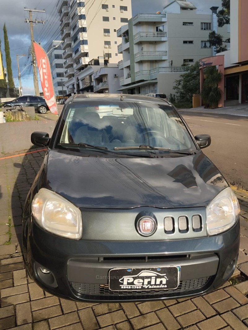 UNO 1.0 EVO VIVACE 8V FLEX 4P MANUAL - 2013 - MARAU