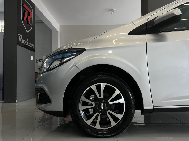 ONIX 1.4 MPFI LTZ 8V FLEX 4P MANUAL - 2014 - BENTO GONçALVES