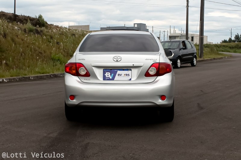 COROLLA 1.8 XEI 16V FLEX 4P MANUAL - 2009 - FARROUPILHA