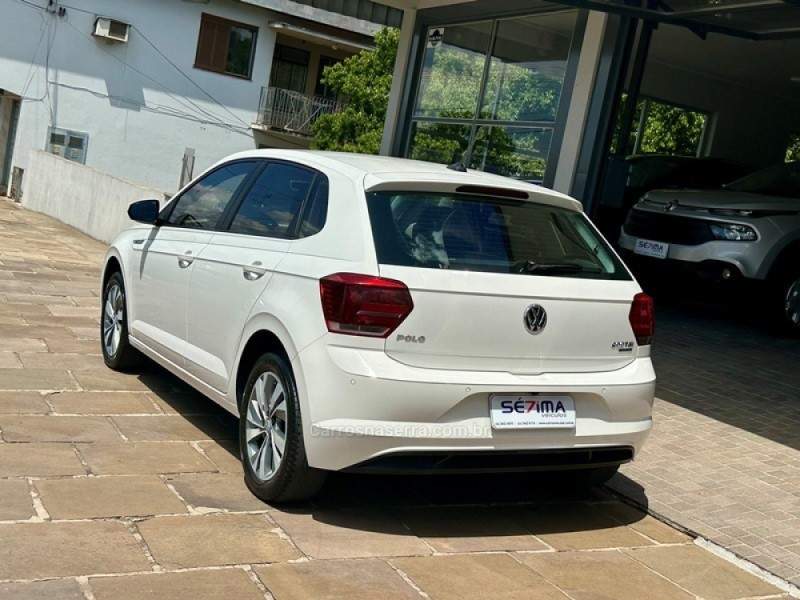 POLO 1.0	200 TSI HIGHLINE AUTOMÁTICO  - 2019 - GUAPORé