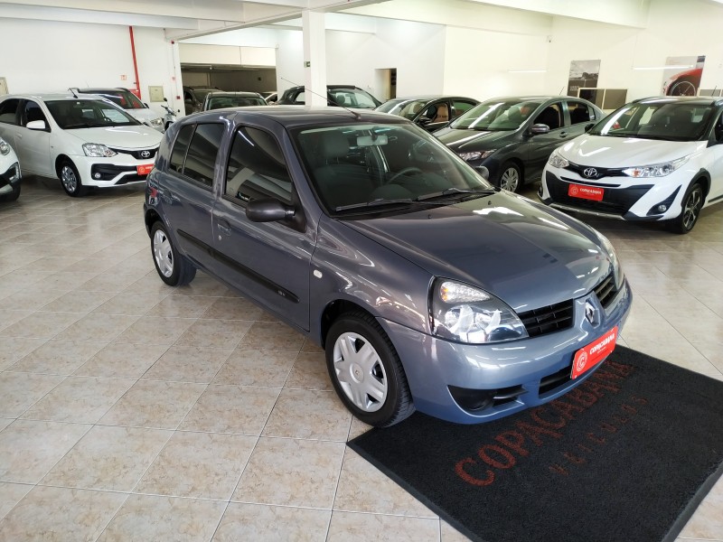 CLIO 1.0 EXPRESSION 8V GASOLINA 4P MANUAL - 2011 - CAXIAS DO SUL