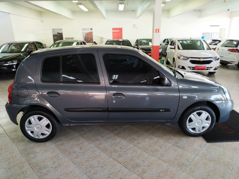 CLIO 1.0 EXPRESSION 8V GASOLINA 4P MANUAL - 2011 - CAXIAS DO SUL