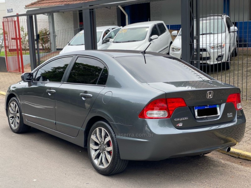 CIVIC 1.8 LXS 16V FLEX 4P AUTOMÁTICO - 2008 - PAROBé