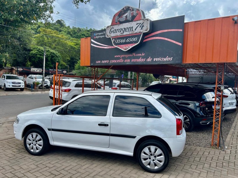 GOL 1.0 MI CITY 8V FLEX 2P MANUAL G.IV - 2013 - TRêS COROAS