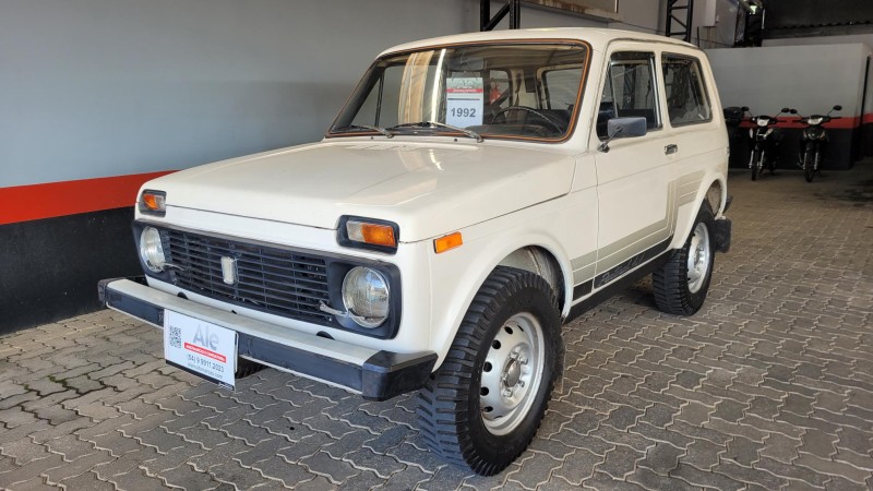 niva 1.6 pantanal 4x4 gasolina 2p manual 1992 garibaldi