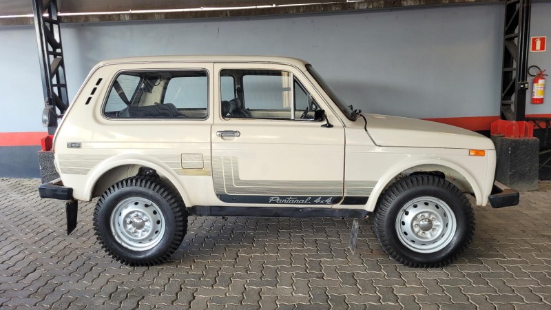 NIVA 1.6 PANTANAL 4X4 GASOLINA 2P MANUAL - 1992 - GARIBALDI