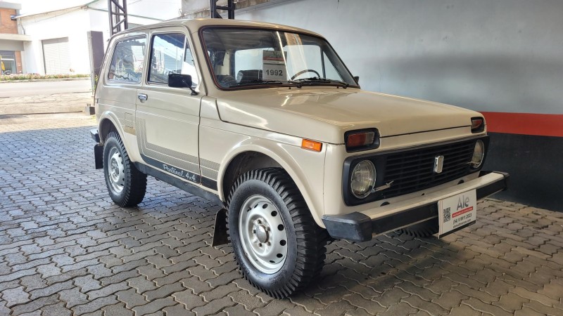 NIVA 1.6 PANTANAL 4X4 GASOLINA 2P MANUAL - 1992 - GARIBALDI