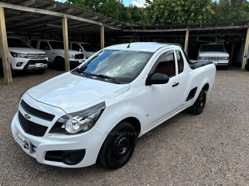 montana 1.4 mpfi ls cs 8v flex 2p manual 2011 antonio prado