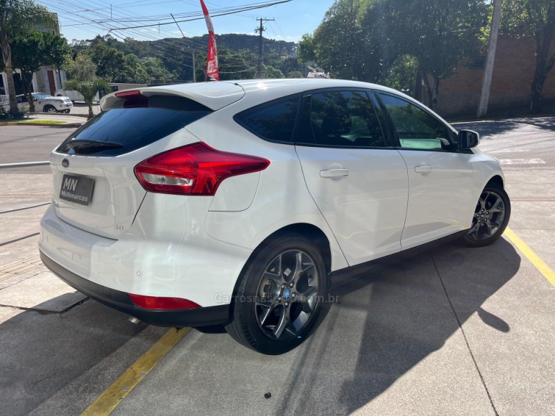 FOCUS 2.0 SE HATCH 16V FLEX 4P AUTO - 2016 - BENTO GONçALVES