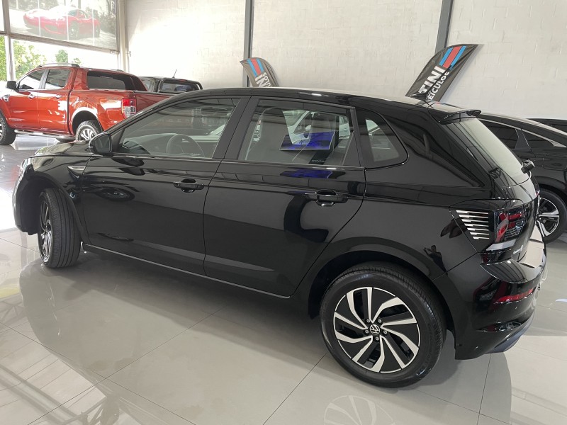 POLO 1.0	200 TSI HIGHLINE AUTOMÁTICO  - 2025 - CAXIAS DO SUL