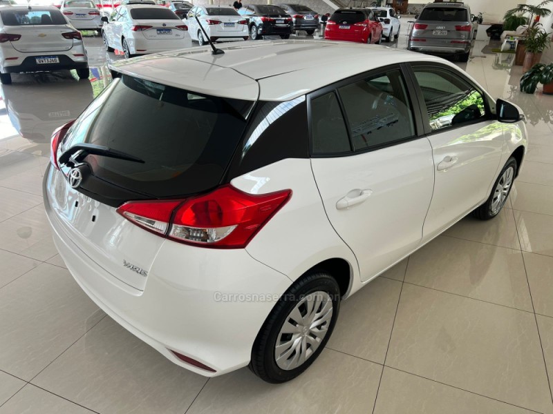 YARIS 1.5 XL 16V FLEX 4P AUTOMATÍCO - 2025 - LAJEADO