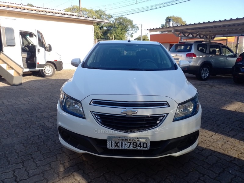 PRISMA 1.4 MPFI LT 8V FLEX 4P MANUAL - 2016 - BENTO GONçALVES