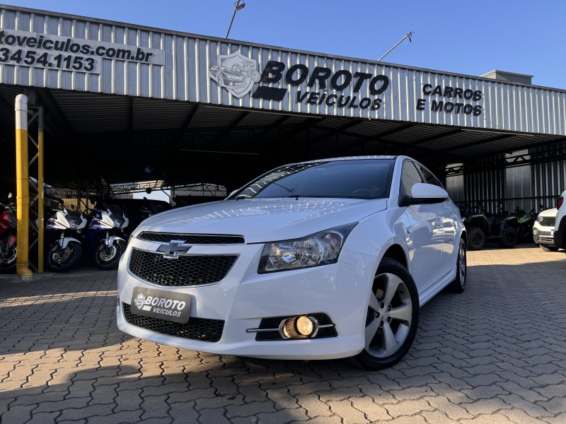 CRUZE 1.8 LT 16V FLEX 4P MANUAL