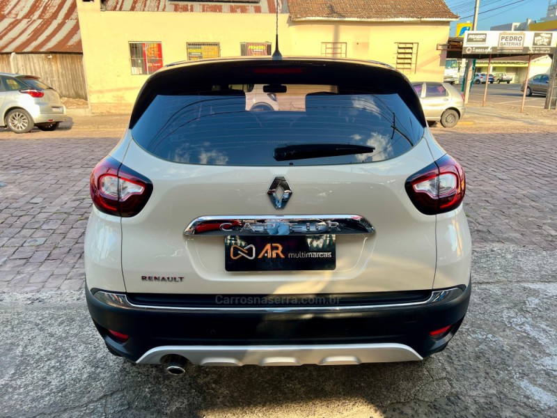 CAPTUR 2.0 16V FLEX INTENSE AUTOMÁTICO - 2018 - VENâNCIO AIRES