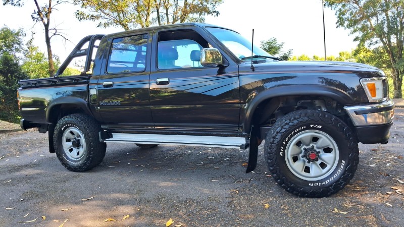 hilux 2.8 sr5 4x4 cd 8v diesel 4p manual 2000 caxias do sul