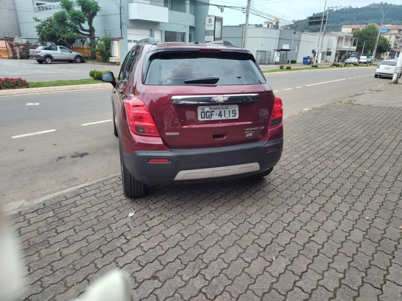 TRACKER 1.8 MPFI LTZ 4X2 16V FLEX 4P AUTOMÁTICO - 2014 - GUAPORé