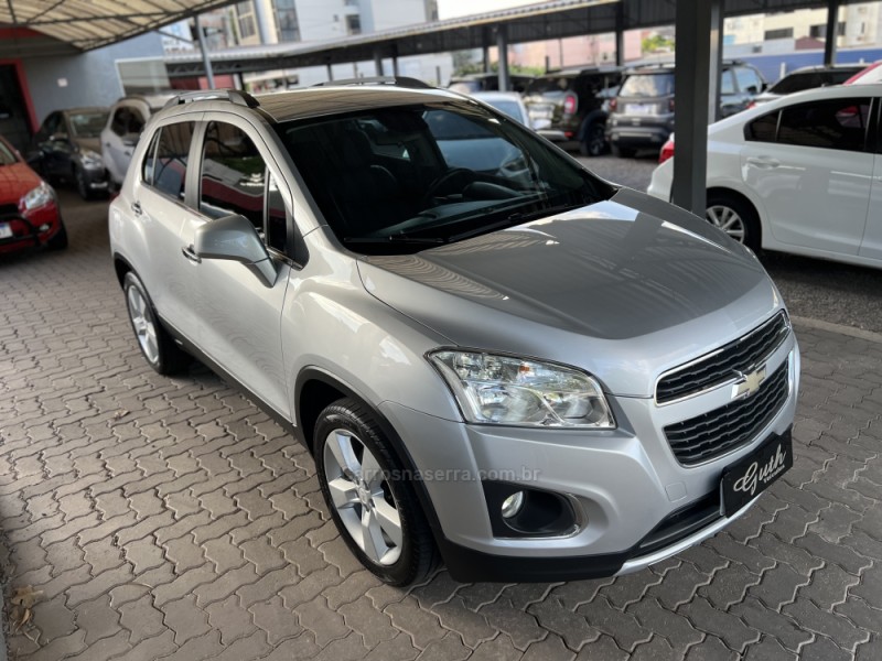 TRACKER 1.8 MPFI LTZ 4X2 16V FLEX 4P AUTOMÁTICO - 2014 - BOM PRINCíPIO