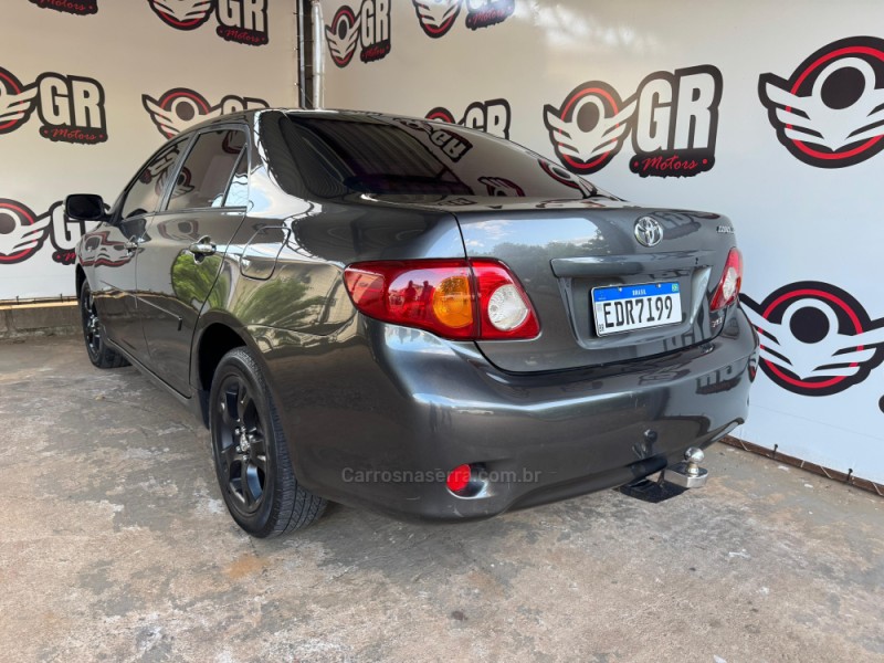 COROLLA 1.8 XEI 16V FLEX 4P AUTOMÁTICO - 2010 - IBIRAIARAS