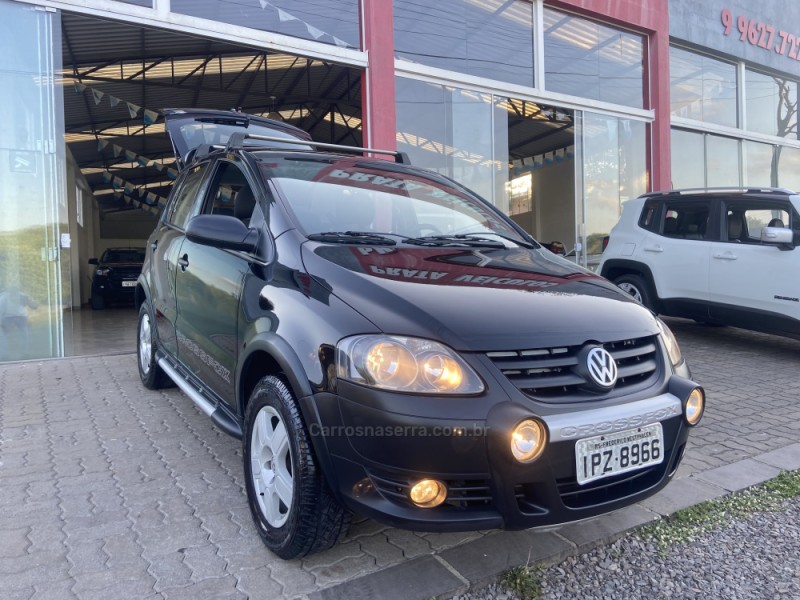 CROSSFOX 1.6 MI FLEX 8V 4P MANUAL - 2010 - NOVA PRATA