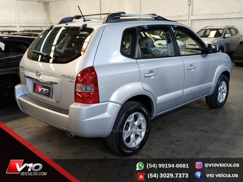 TUCSON 2.0 MPFI GLS 16V 143CV 2WD FLEX 4P AUTOMÁTICO - 2015 - CAXIAS DO SUL