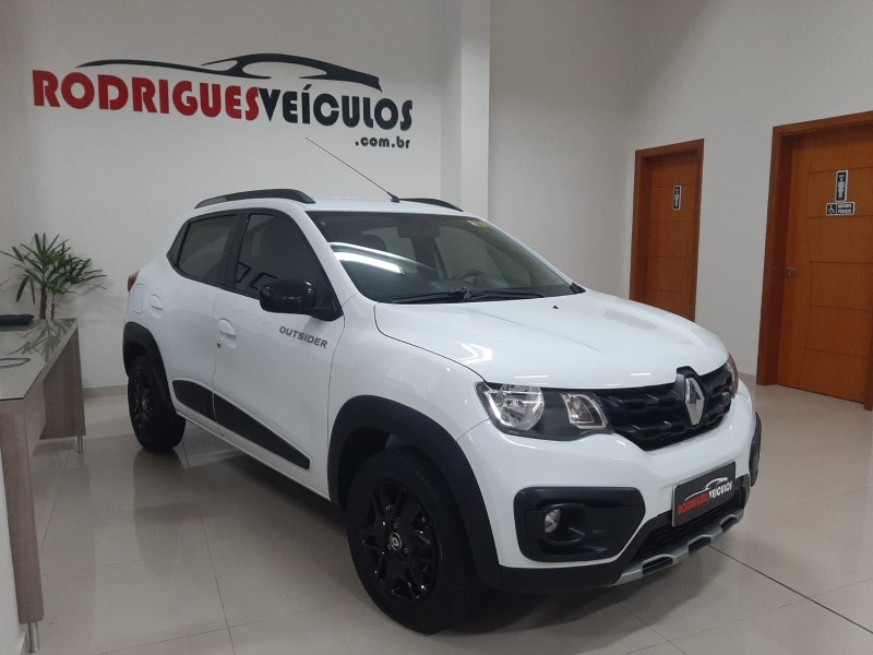 kwid 1.0 12v outsider flex 4p manual 2022 caxias do sul