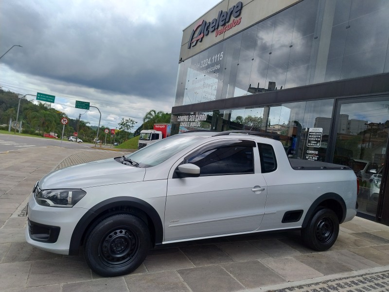 SAVEIRO 1.6 MI TREND CE 8V FLEX 2P MANUAL G.IV - 2014 - CAXIAS DO SUL