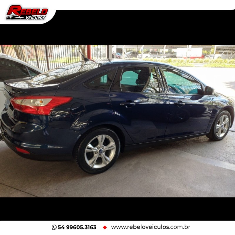 FOCUS 2.0 SE SEDAN 16V FLEX 4P AUTOMÁTICO - 2015 - CAXIAS DO SUL