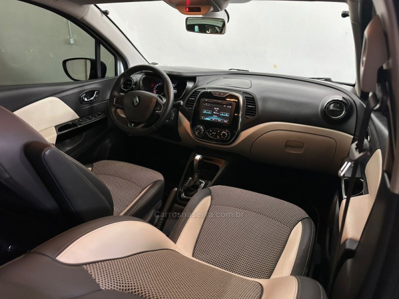 CAPTUR 2.0 16V FLEX INTENSE AUTOMÁTICO - 2018 - NOVO HAMBURGO