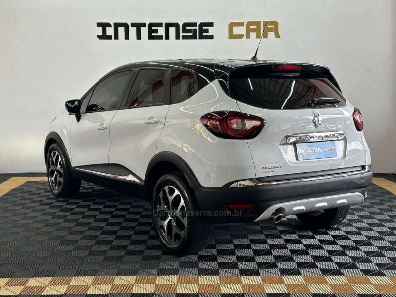 CAPTUR 2.0 16V FLEX INTENSE AUTOMÁTICO - 2018 - NOVO HAMBURGO