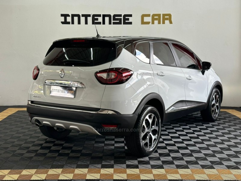 CAPTUR 2.0 16V FLEX INTENSE AUTOMÁTICO - 2018 - NOVO HAMBURGO