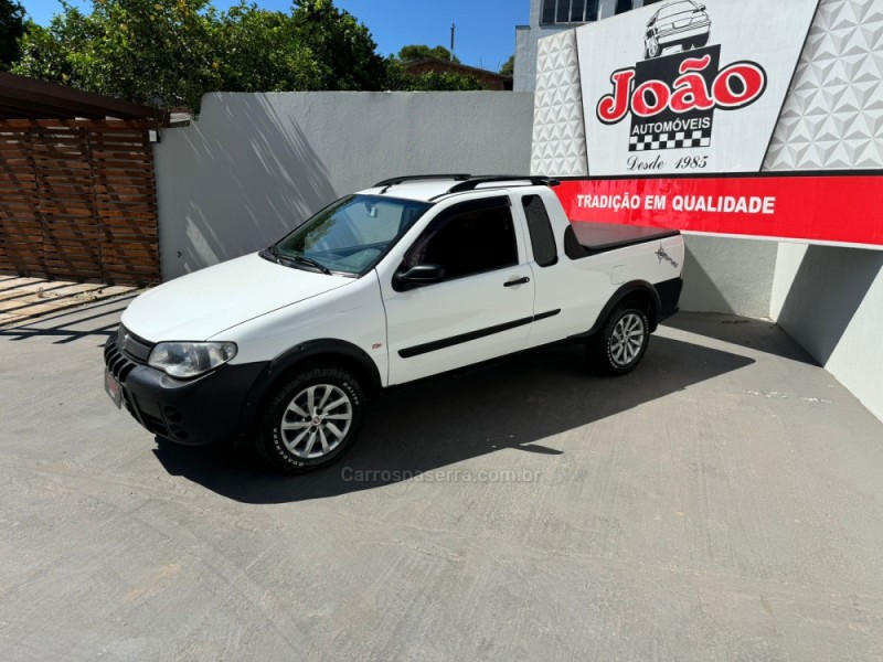 STRADA 1.4 MPI TREKKING CE 8V FLEX 2P MANUAL