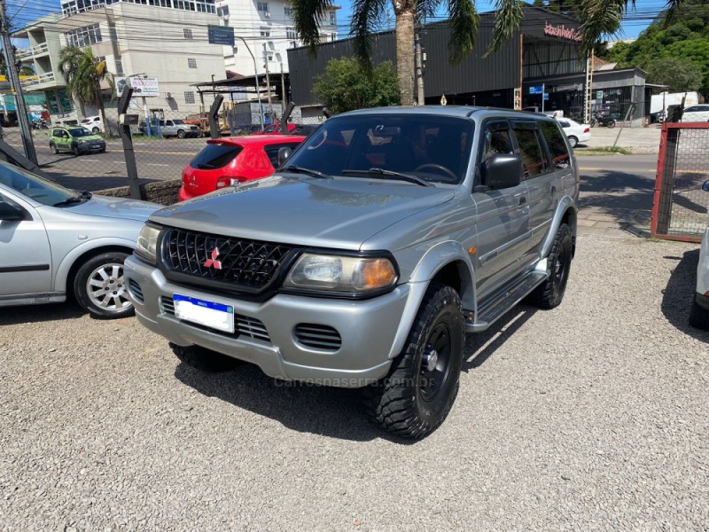 pajero sport 3.0 gls 4x4 v6 24v gasolina 4p automatico 2001 farroupilha