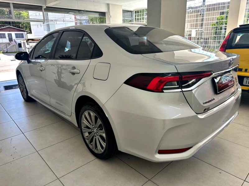 COROLLA 2.0 XEI 16V FLEX 4P AUTOMÁTICO - 2021 - CAXIAS DO SUL