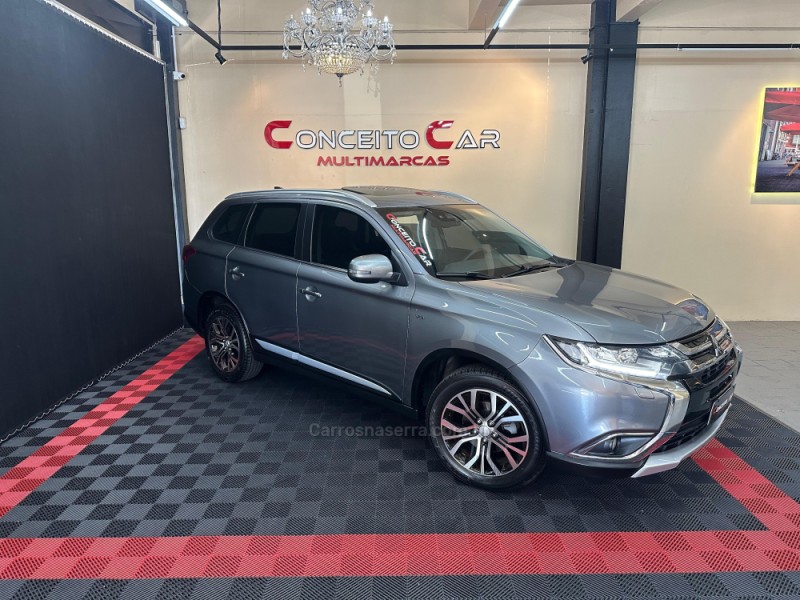 OUTLANDER 3.0 GT 4X4 V6 24V GASOLINA 4P AUTOMÁTICO - 2018 - NOVO HAMBURGO