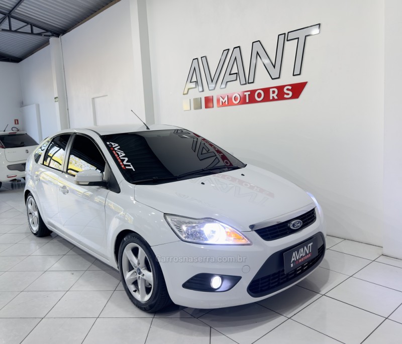 FOCUS 1.6 GLX 8V FLEX 4P MANUAL - 2012 - NOVO HAMBURGO