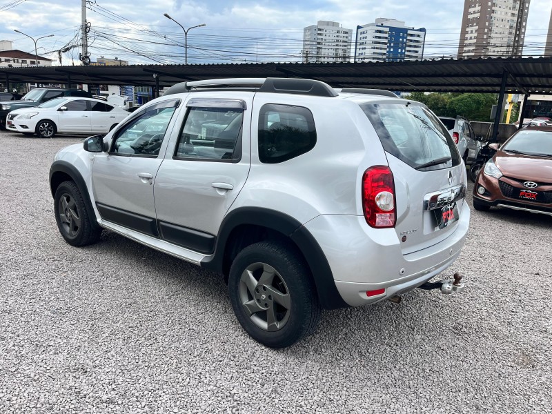 DUSTER 1.6 DYNAMIQUE 4X2 16V FLEX 4P MANUAL - 2013 - CAXIAS DO SUL