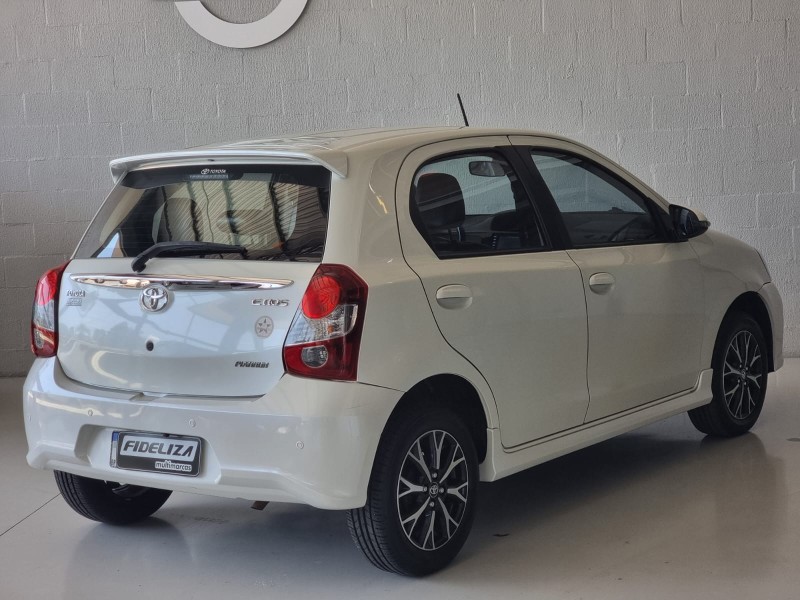 ETIOS 1.5 PLATINUM 16V FLEX 4P AUTOMÁTICO - 2019 - FARROUPILHA