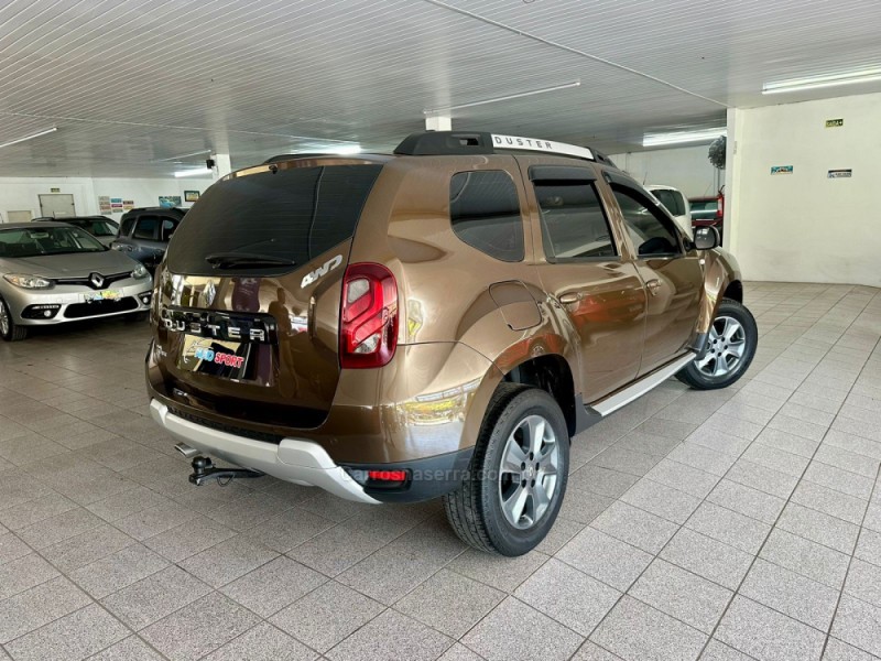 DUSTER 2.0 DYNAMIQUE 4X4 16V FLEX 4P MANUAL - 2016 - NOVO HAMBURGO