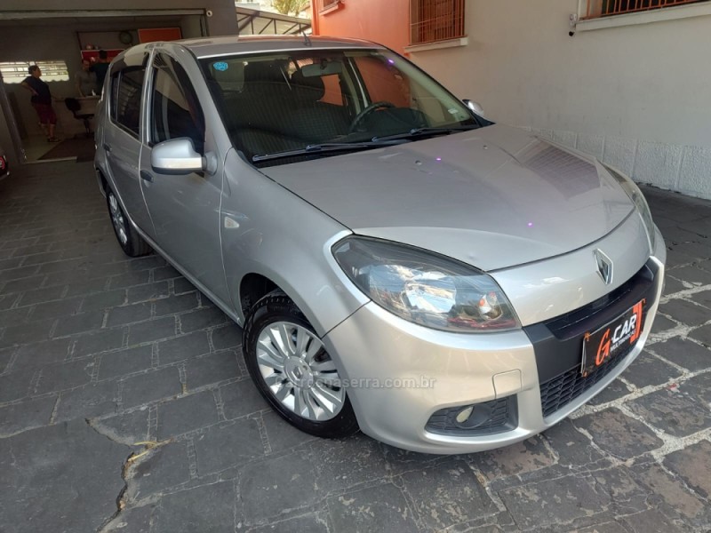 SANDERO 1.6 EXPRESSION 8V FLEX 4P MANUAL - 2014 - CAXIAS DO SUL