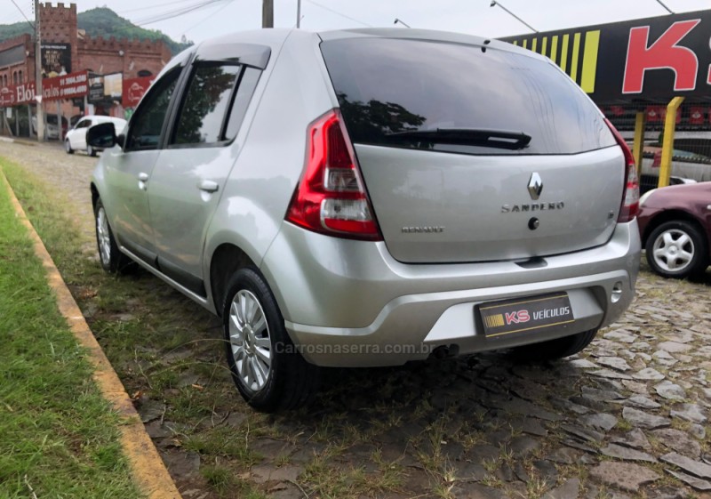 SANDERO 1.6 PRIVILÉGE 8V FLEX 4P MANUAL - 2012 - DOIS IRMãOS