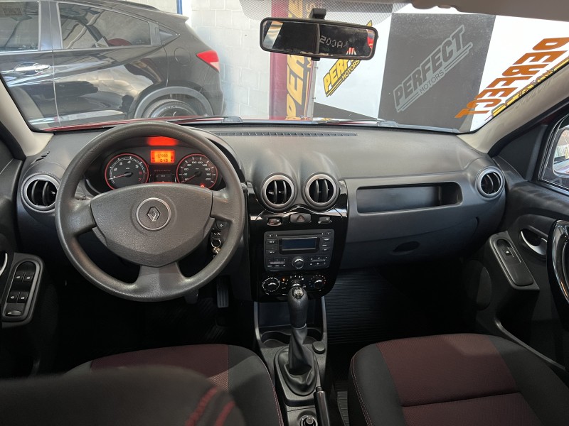 SANDERO 1.6 STEPWAY 16V FLEX 4P MANUAL - 2012 - PORTãO